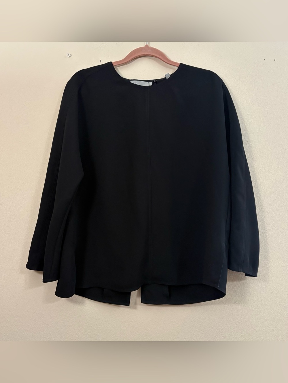 Vince Crepe Cady Top Overlay Split Back Casual Minimalist In Black Womens 10